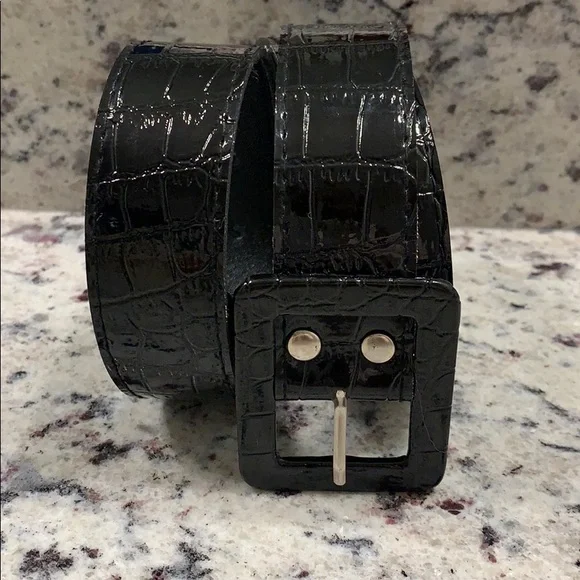 Faux Leather Belt - Picture 4 of 15